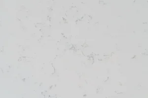 Композит кварца New Carrara 1673 от производителя Quantra Quartz (Индия) для кухонных поверхностей