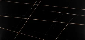 Композит кварца Sahara Noir BQ 9700 от производителя Vicostone (Вьетнам) для кухонных поверхностей
